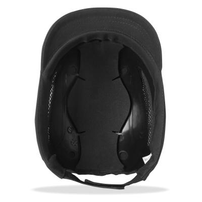 od. “BUPER PRO”. Gorra de protección anti golpes con rejillas de ventilación lateral. Color negro visera corta (3 centímetros).